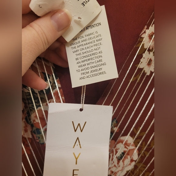 Wayf Cranberry Red Floral Silver Striped Long Sleeve Blouse Size Extra Small - Picture 14 of 16